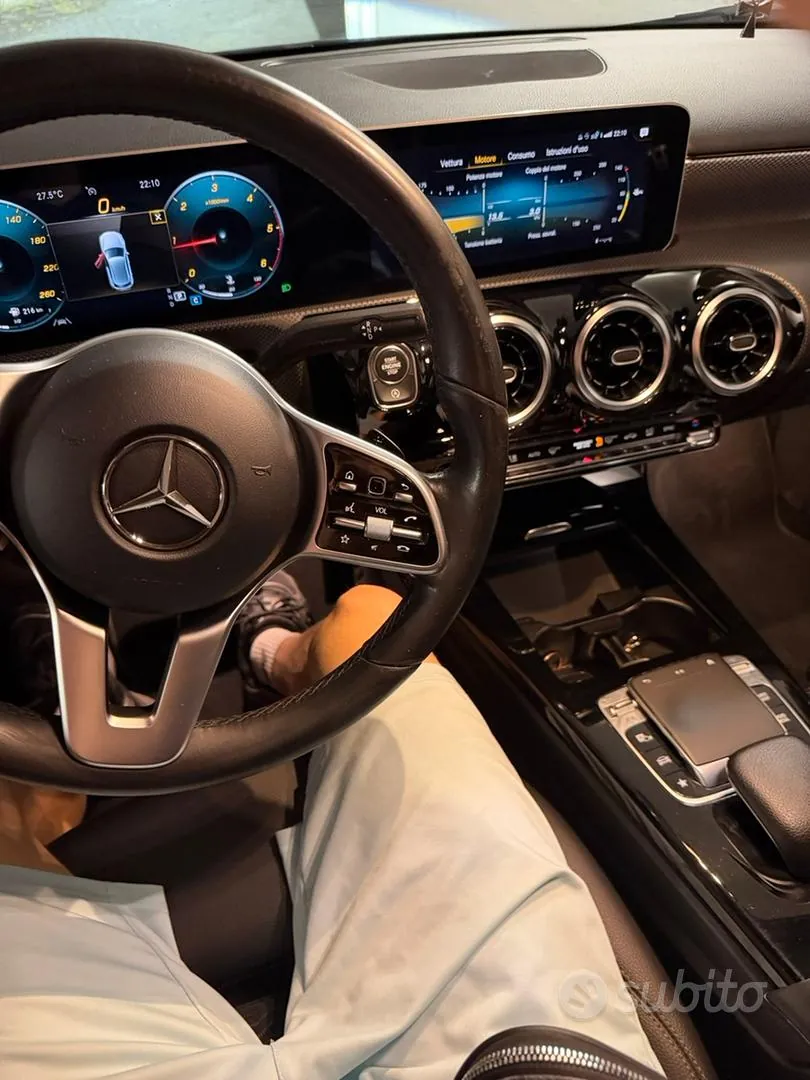 Mercedes-Benz A-Class 2019 photo 5