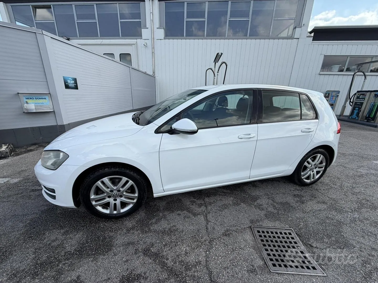 Volkswagen Golf 2014 photo 2
