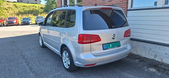 Volkswagen Touran 2012 photo 5