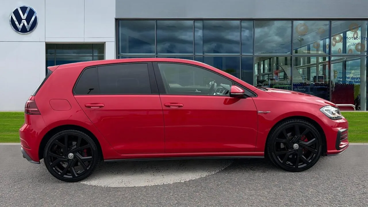 Volkswagen Golf 2018 photo 4
