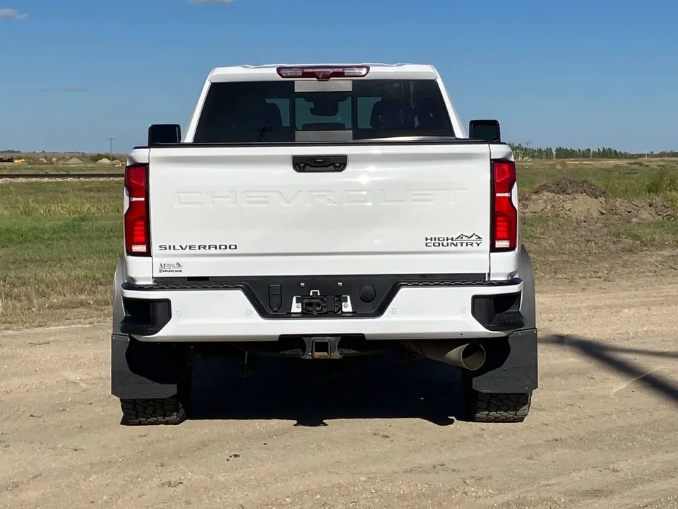 Chevrolet Silverado 3500Hd 2024 photo 4