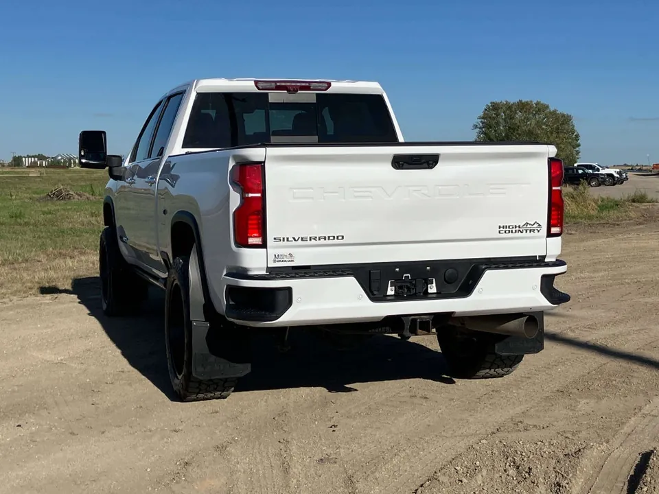 Chevrolet Silverado 3500Hd 2024 photo 3