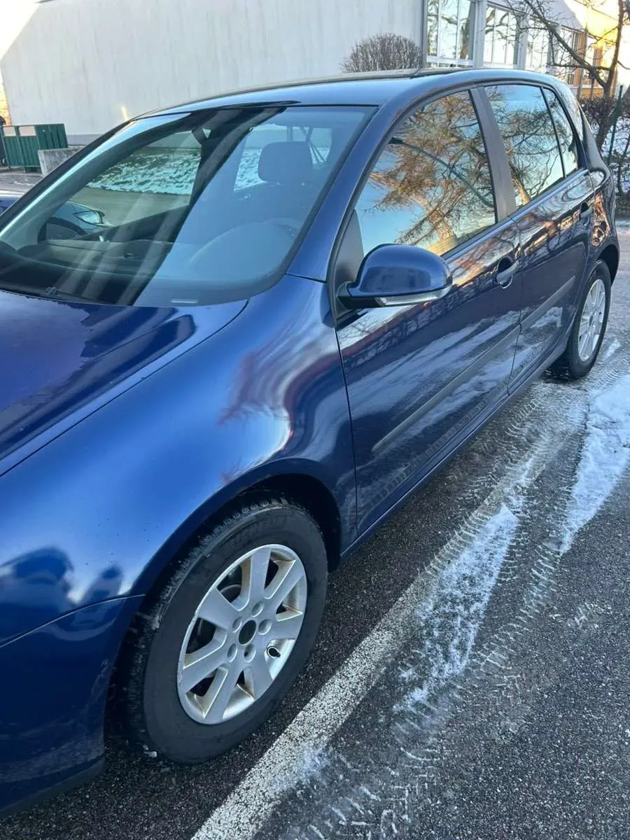 Volkswagen Golf 2005 photo 2