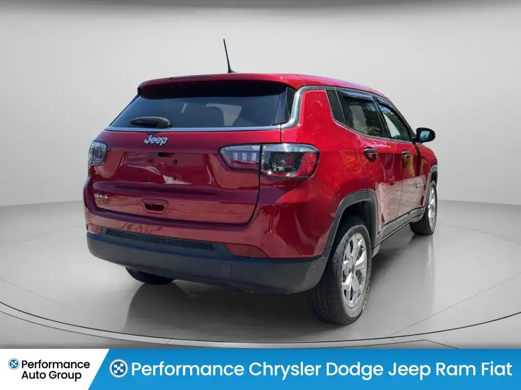 Jeep Compass 2025 photo 5
