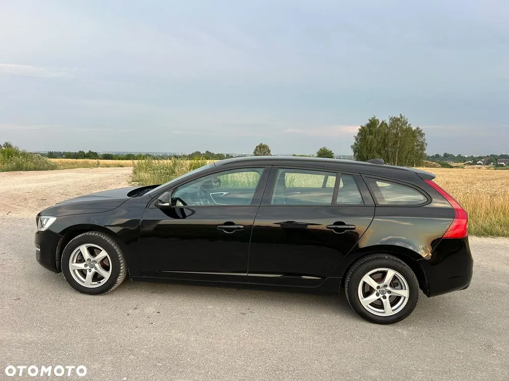 Volvo V60 2016 photo 3