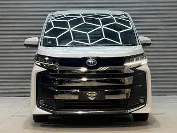 Toyota Noah 2022 photo 3