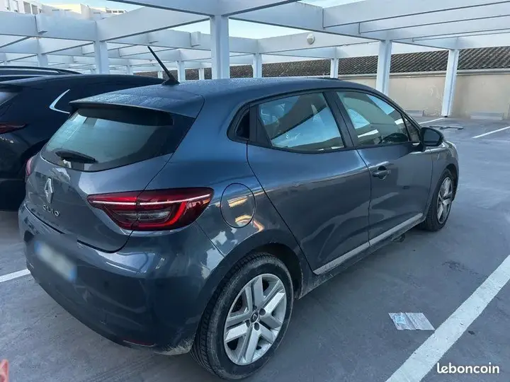 Renault Clio 2021 photo 2