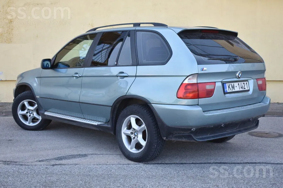 BMW X5 2002 photo 2