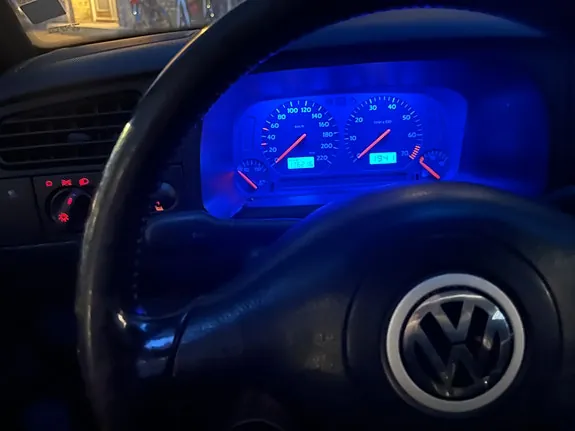 Volkswagen Golf Iv 2000 photo 2