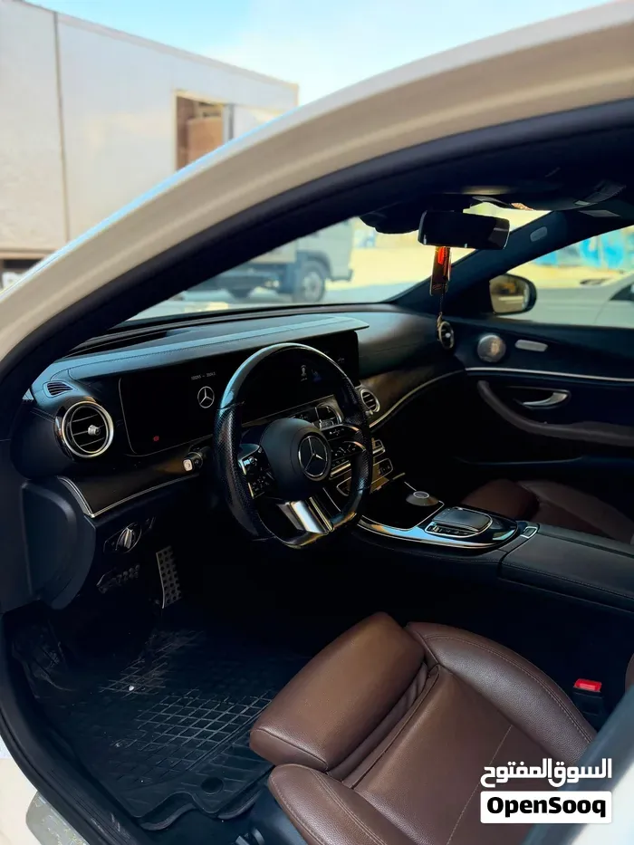 Mercedes-Benz E-Class 2021 photo 4