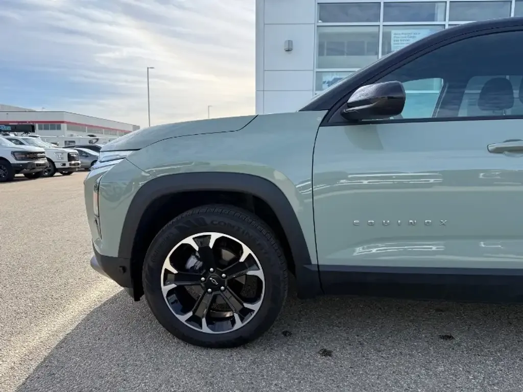 Chevrolet Equinox 2025 photo 3
