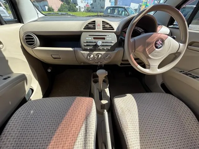 Suzuki Altis 2012 photo 3