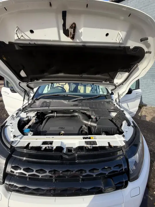 Land Rover Range Rover Evoque 2014 photo 2