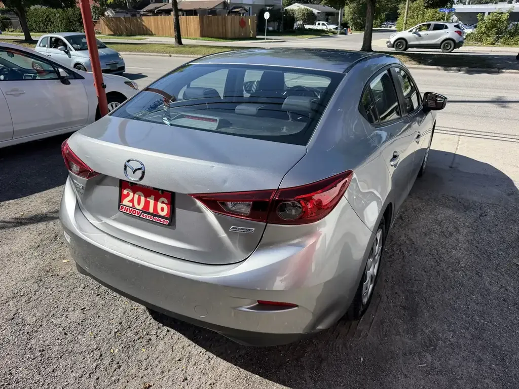 Mazda 3 2016 photo 4