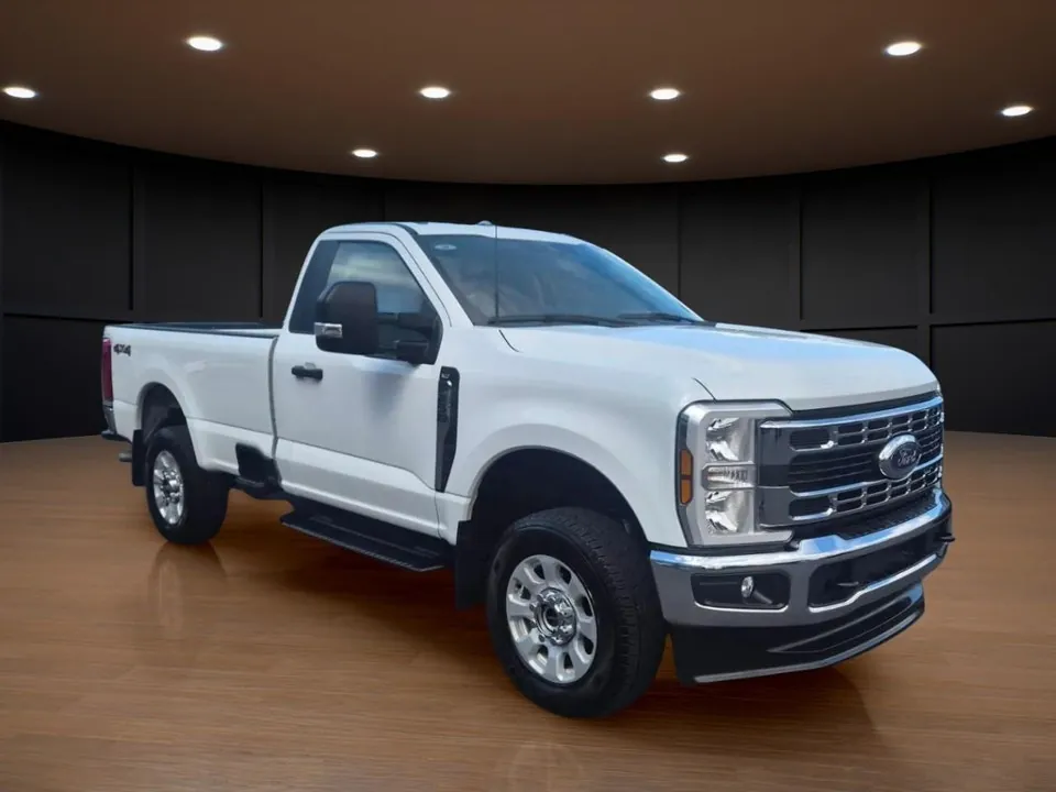Ford F250 2024 photo 3