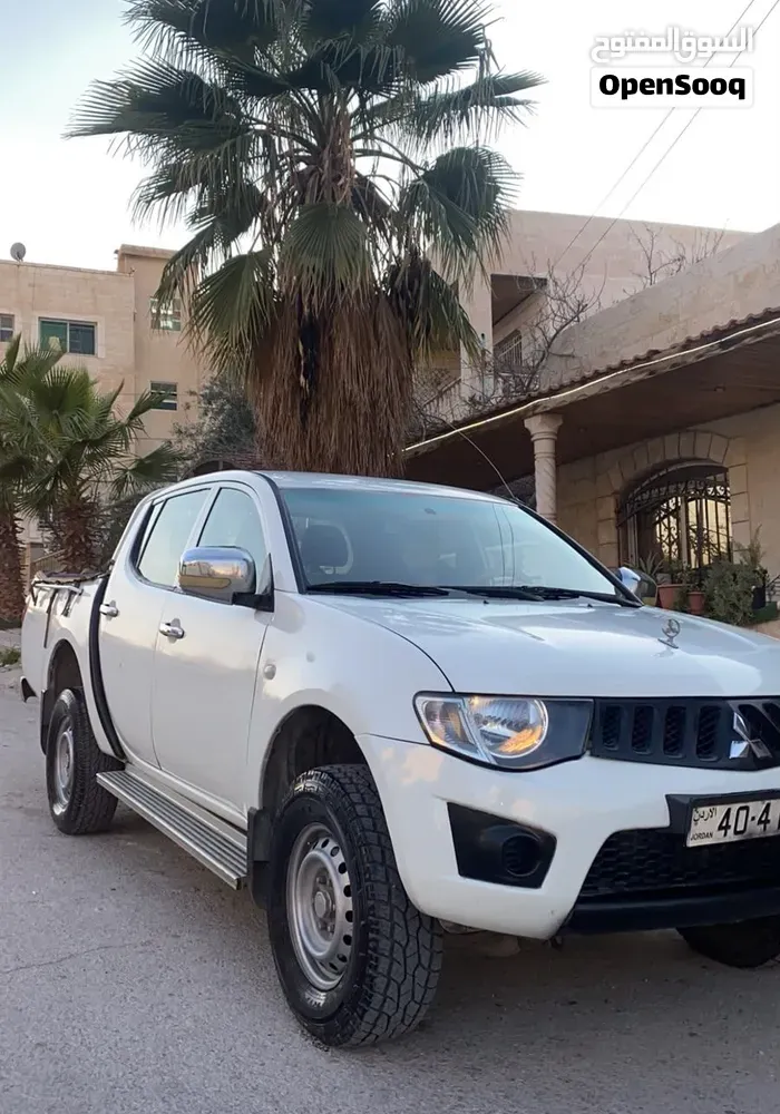 Mitsubishi L200 2011 photo 5
