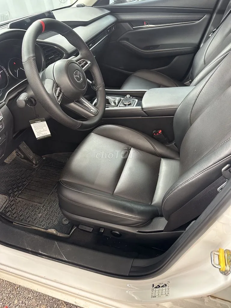 Mazda 3 2025 photo 4
