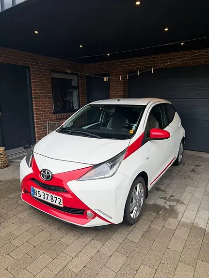 Toyota Aygo 2014 photo 2