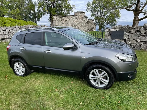 Nissan Qashqai 2012 photo 2