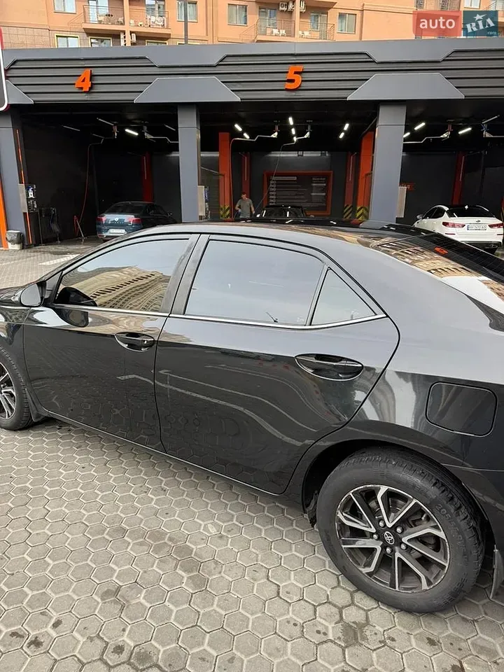 Toyota Corolla 2016 photo 3