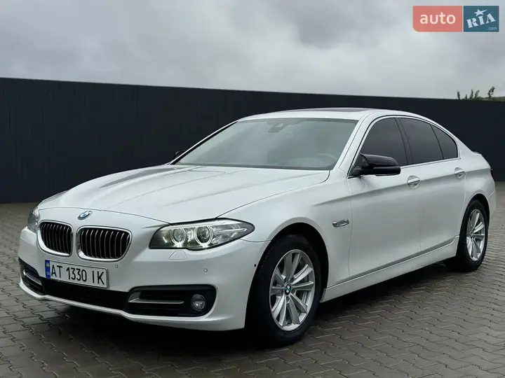 BMW 5 Series 2015 photo 5