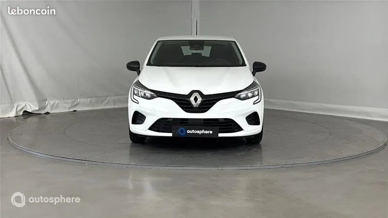 Renault Clio 2023 photo 2