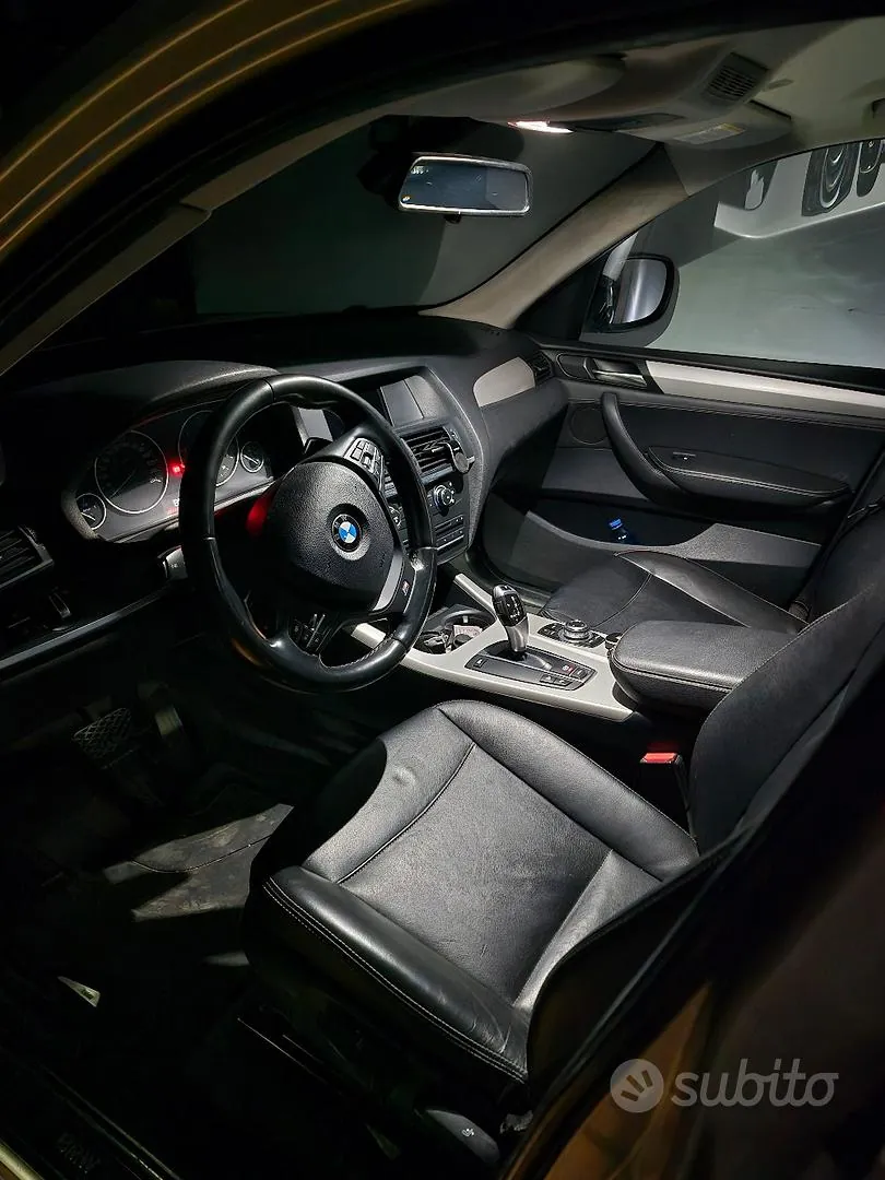 BMW X3 2012 photo 2