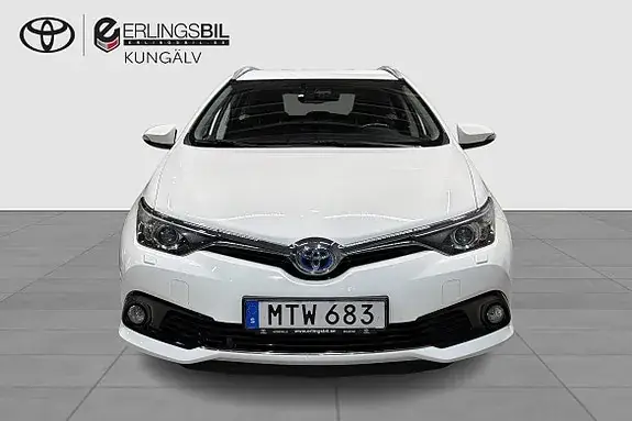 Toyota Auris 2016 photo 5