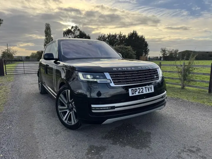 Land Rover Range Rover 2022 photo 2