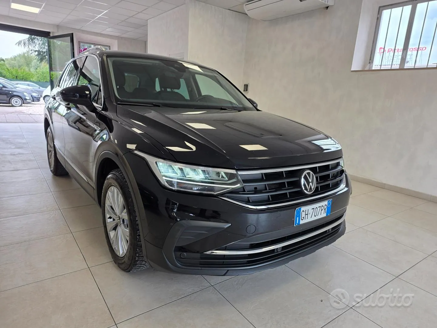 Volkswagen Tiguan 2021 photo 2