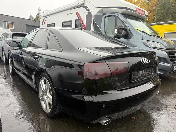Audi A6 2011 photo 2