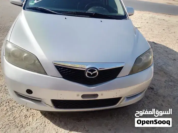 Mazda 2 2007 photo 3