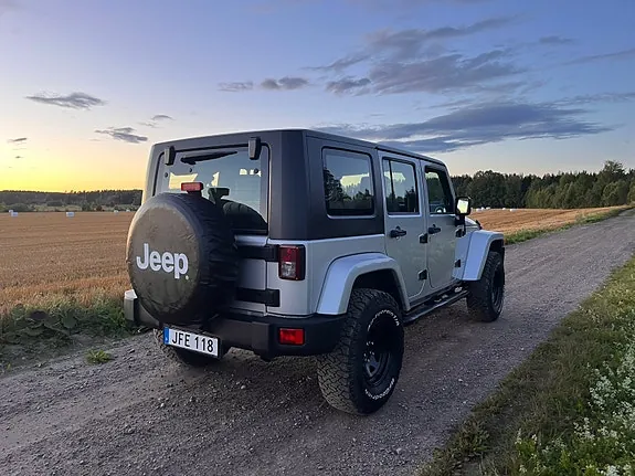 Jeep Wrangler Unlimited 2008 photo 5