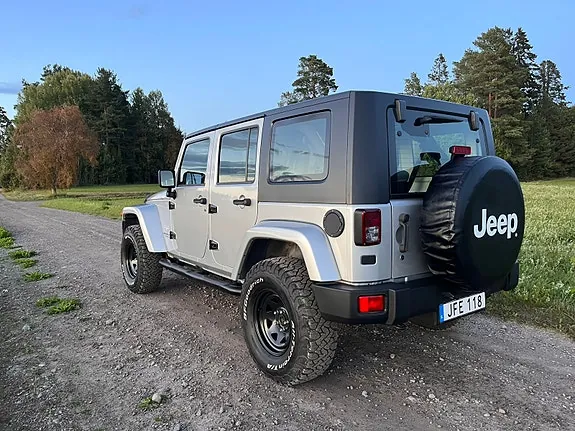 Jeep Wrangler Unlimited 2008 photo 3