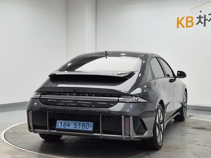 Hyundai Ioniq 6 2025 photo 3
