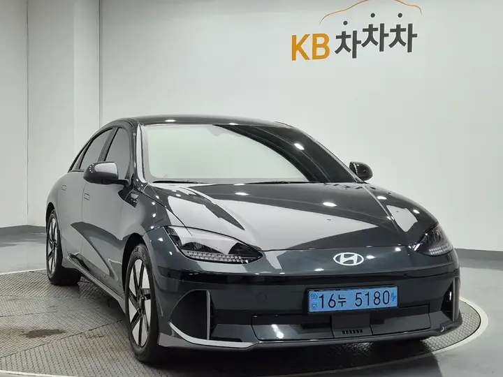 Hyundai Ioniq 6 2025 photo 4
