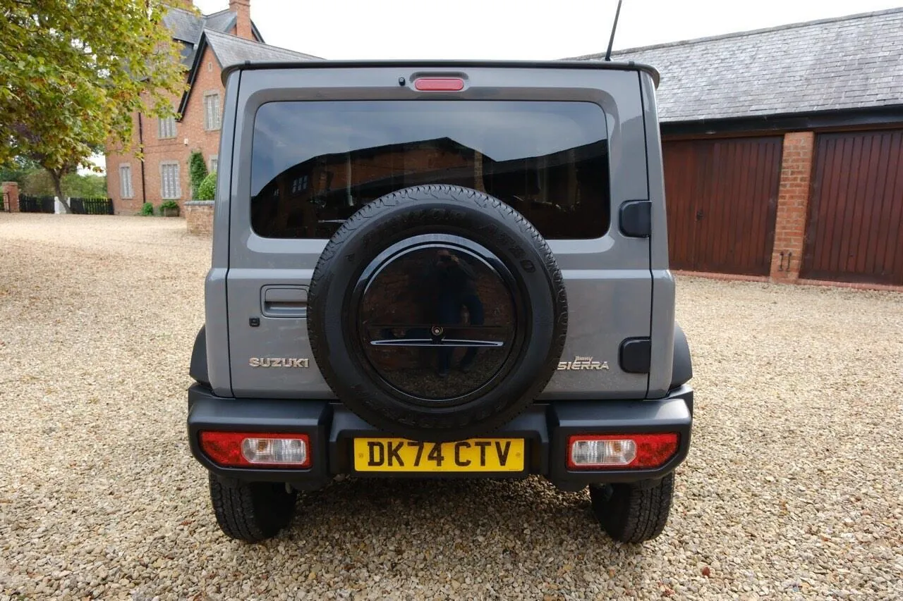 Suzuki Jimny 2024 photo 4