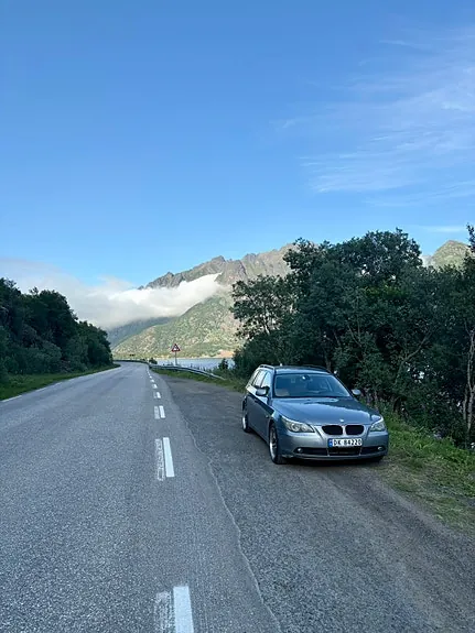 BMW 525I