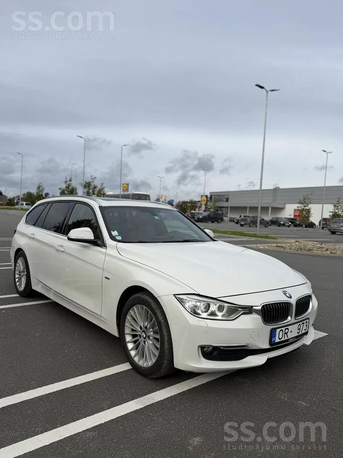BMW 320 2014 photo 2