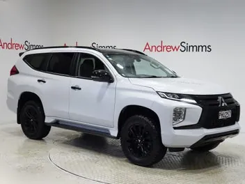 Mitsubishi Pajero Sport 2022 photo 2