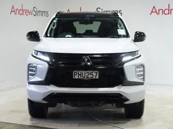 Mitsubishi Pajero Sport 2022 photo 4