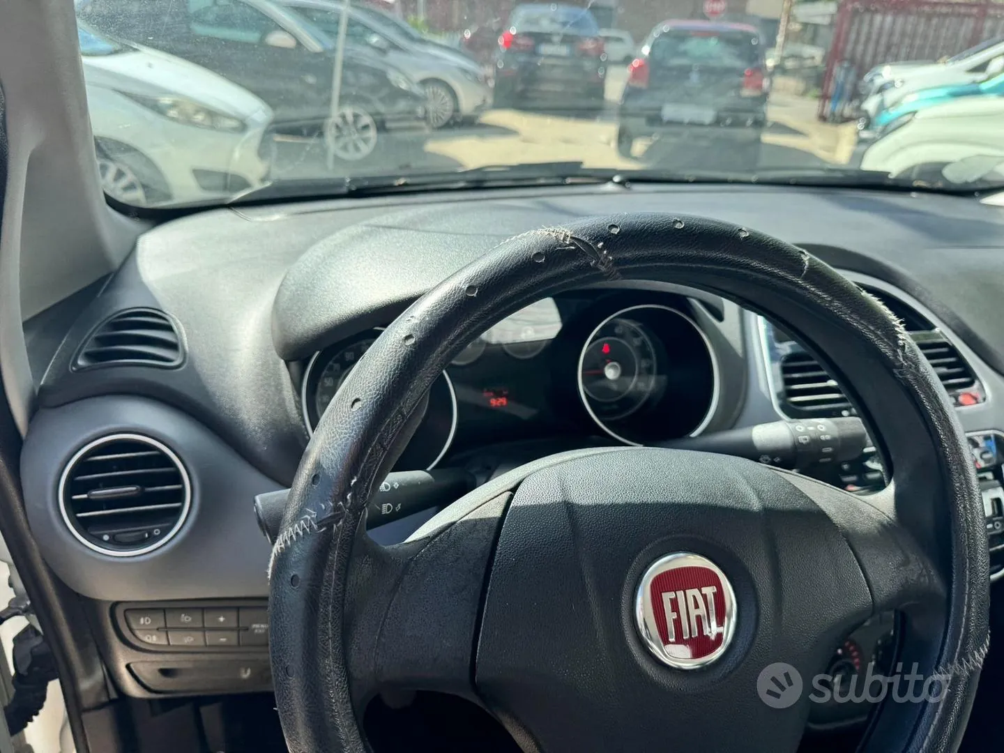Fiat Punto Evo 2011 photo 3