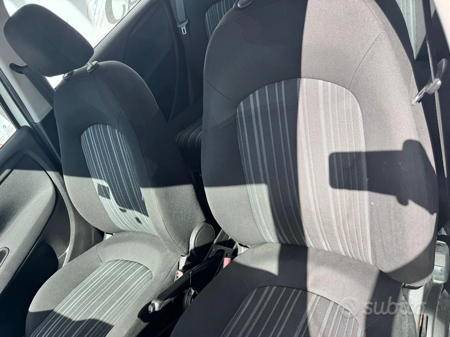 Fiat Punto Evo 2011 photo 2