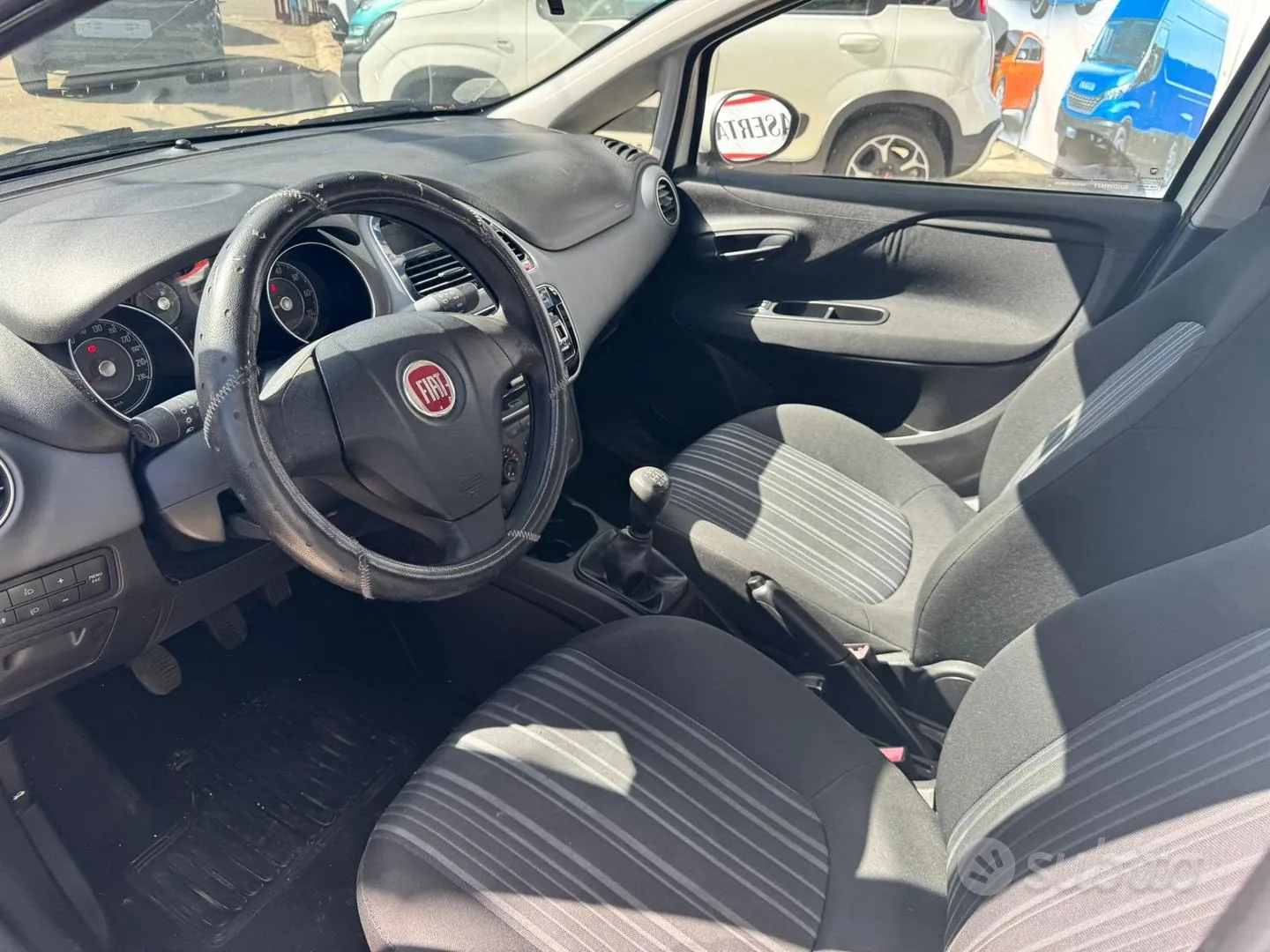 Fiat Punto Evo 2011 photo 5