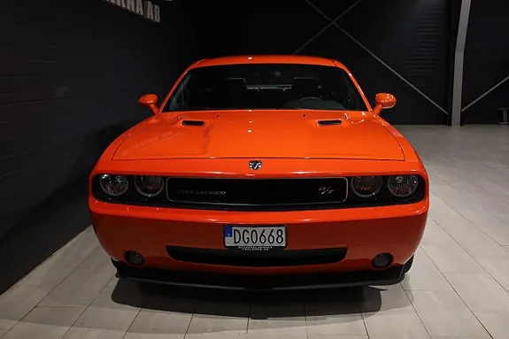 Dodge Challenger 2010 photo 2