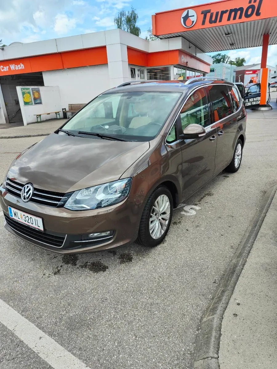 Volkswagen Sharan 2013 photo 2