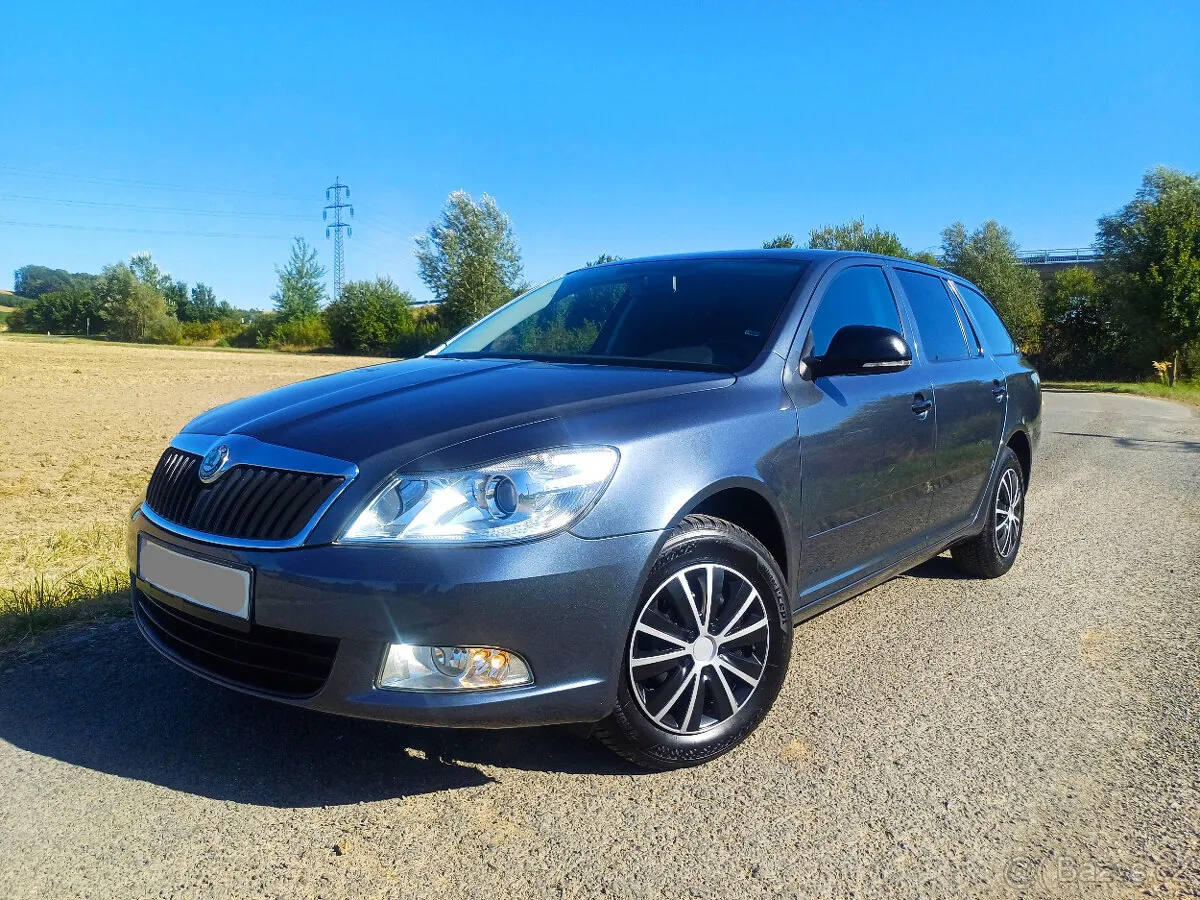 Skoda Octavia 2009 photo 3
