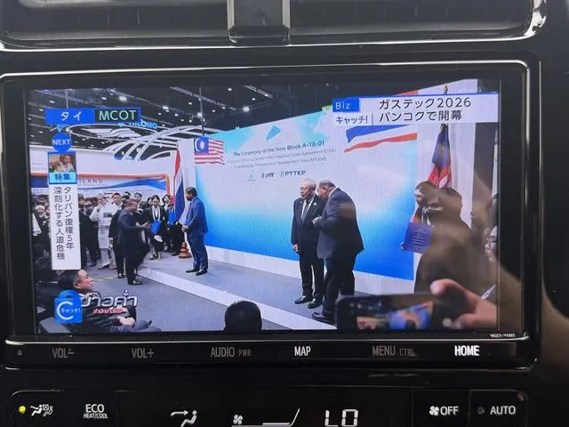 Toyota Prius S 2019 photo 5