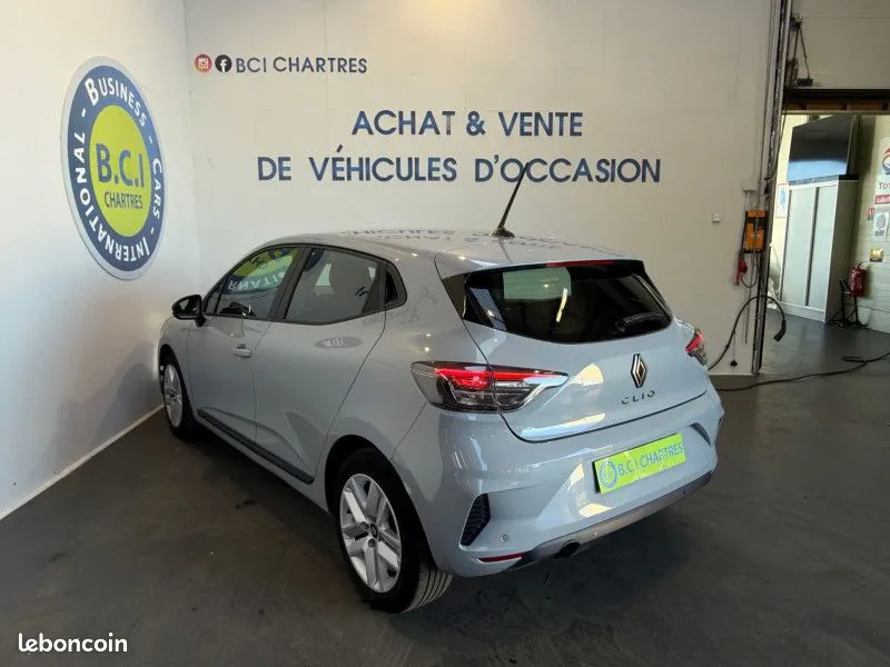 Renault Clio 2024 photo 5