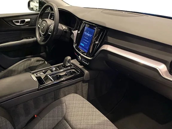 Volvo V60 2024 photo 4